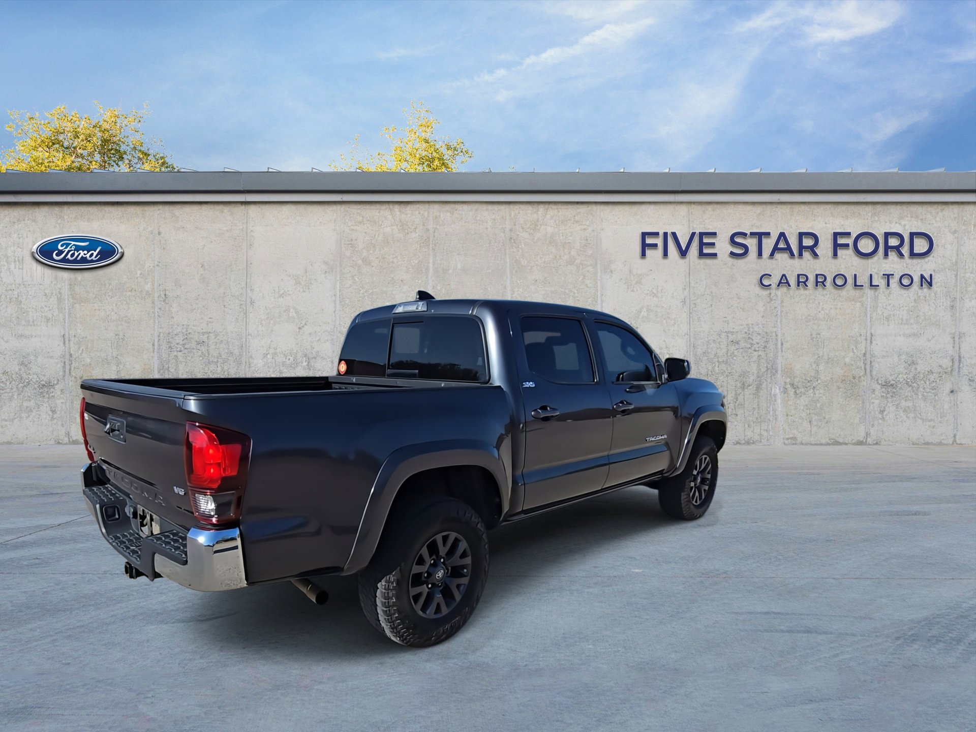 Used 2021 Toyota Tacoma SR5 image 9