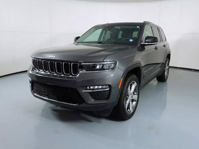 Used 2024 Jeep Grand Cherokee Limited AWD/4WD image 8