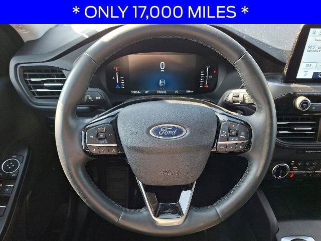 Certified 2023 Ford Escape Active AWD/4WD image 18