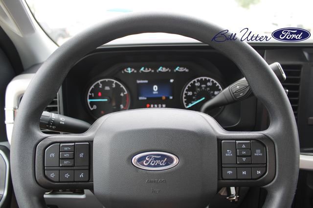 Certified 2025 Ford F450 XLT w/ 360-Degree Camera Package AWD/4WD image 19