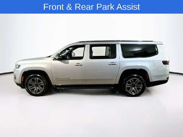 Used 2024 Jeep Wagoneer L Series II w/ Flexible Seating Group AWD/4WD image 6