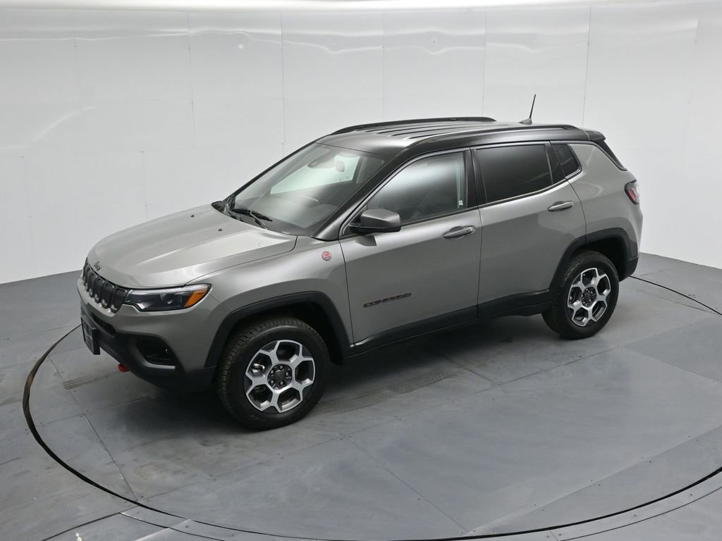 Used 2022 Jeep Compass Trailhawk w/ Trailhawk Elite Group image 41