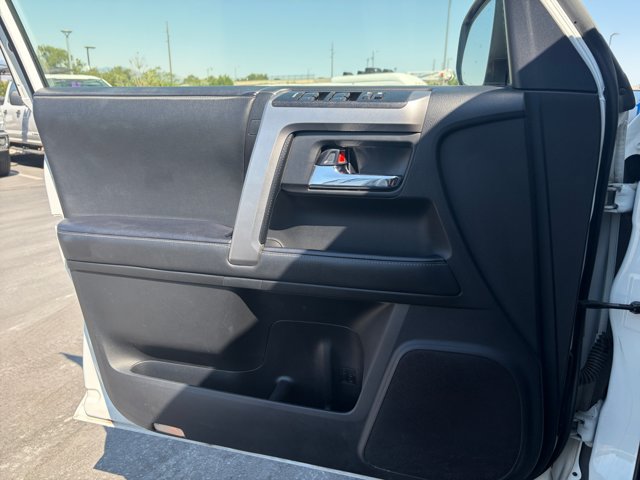Used 2021 Toyota 4Runner SR5 AWD/4WD image 12