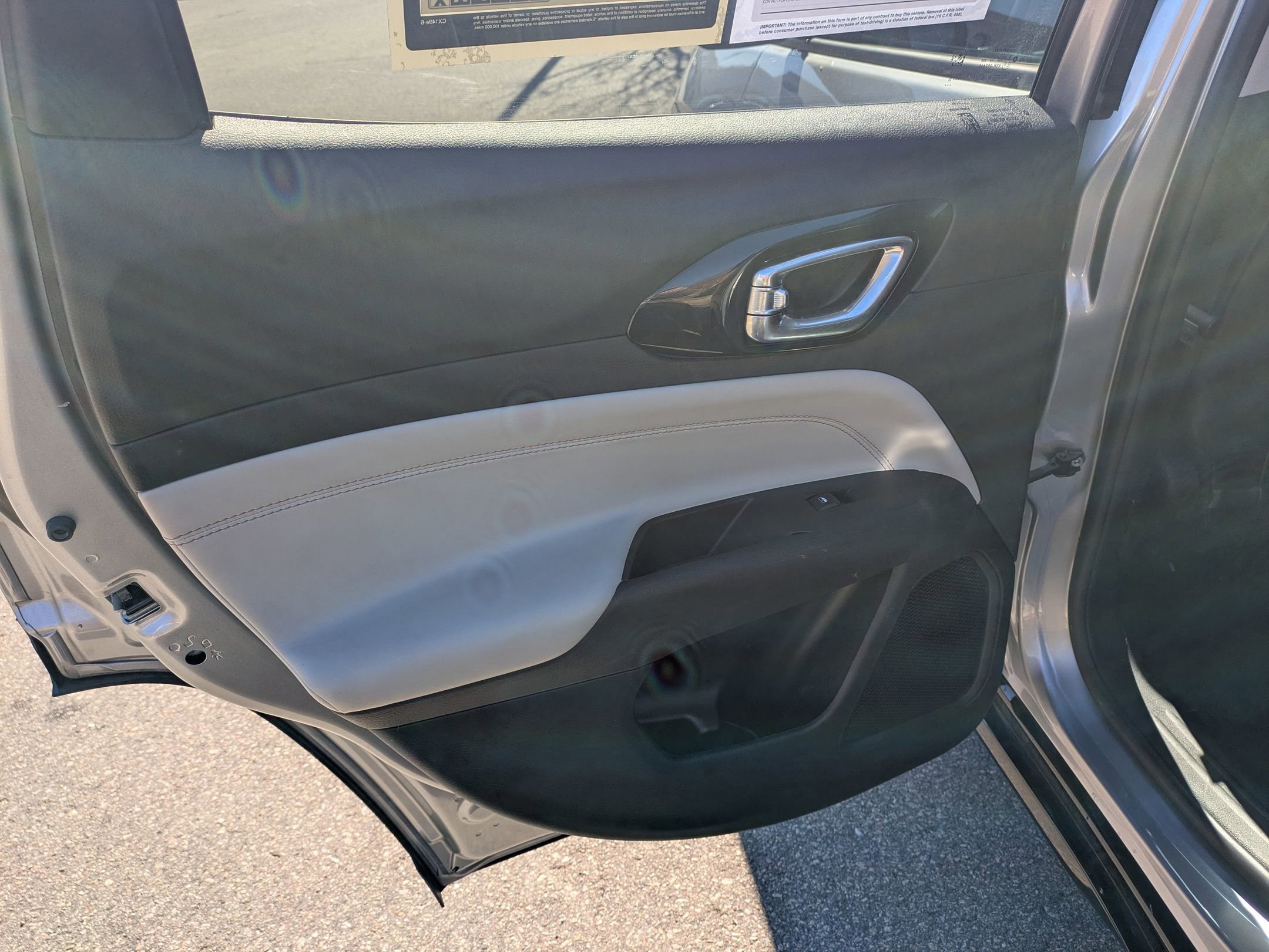 Used 2022 Jeep Compass Limited w/ Elite Group image 32