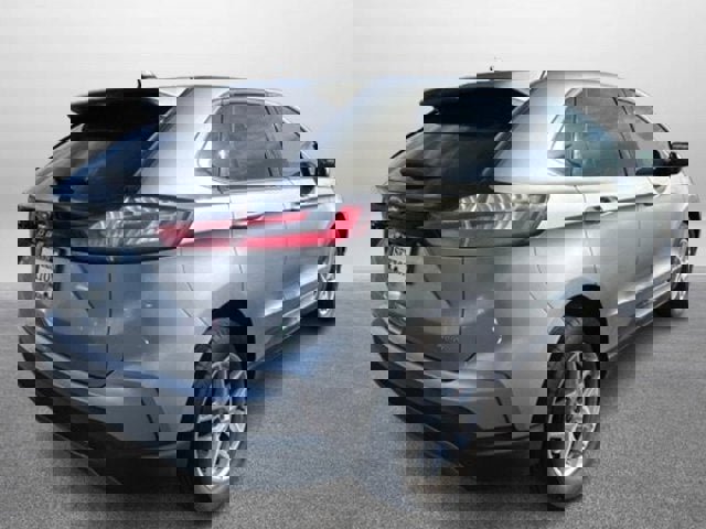 Certified 2024 Ford Edge SEL image 3