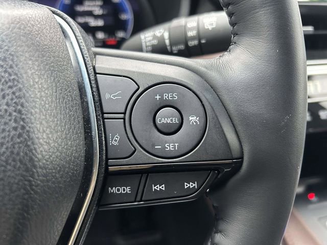 Used 2024 Toyota Venza Limited image 18