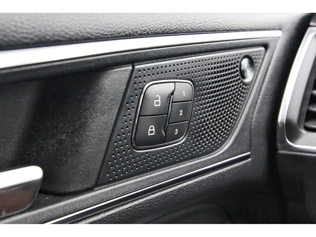 Certified 2022 Ford Edge ST w/ Equipment Group 401A AWD/4WD image 21