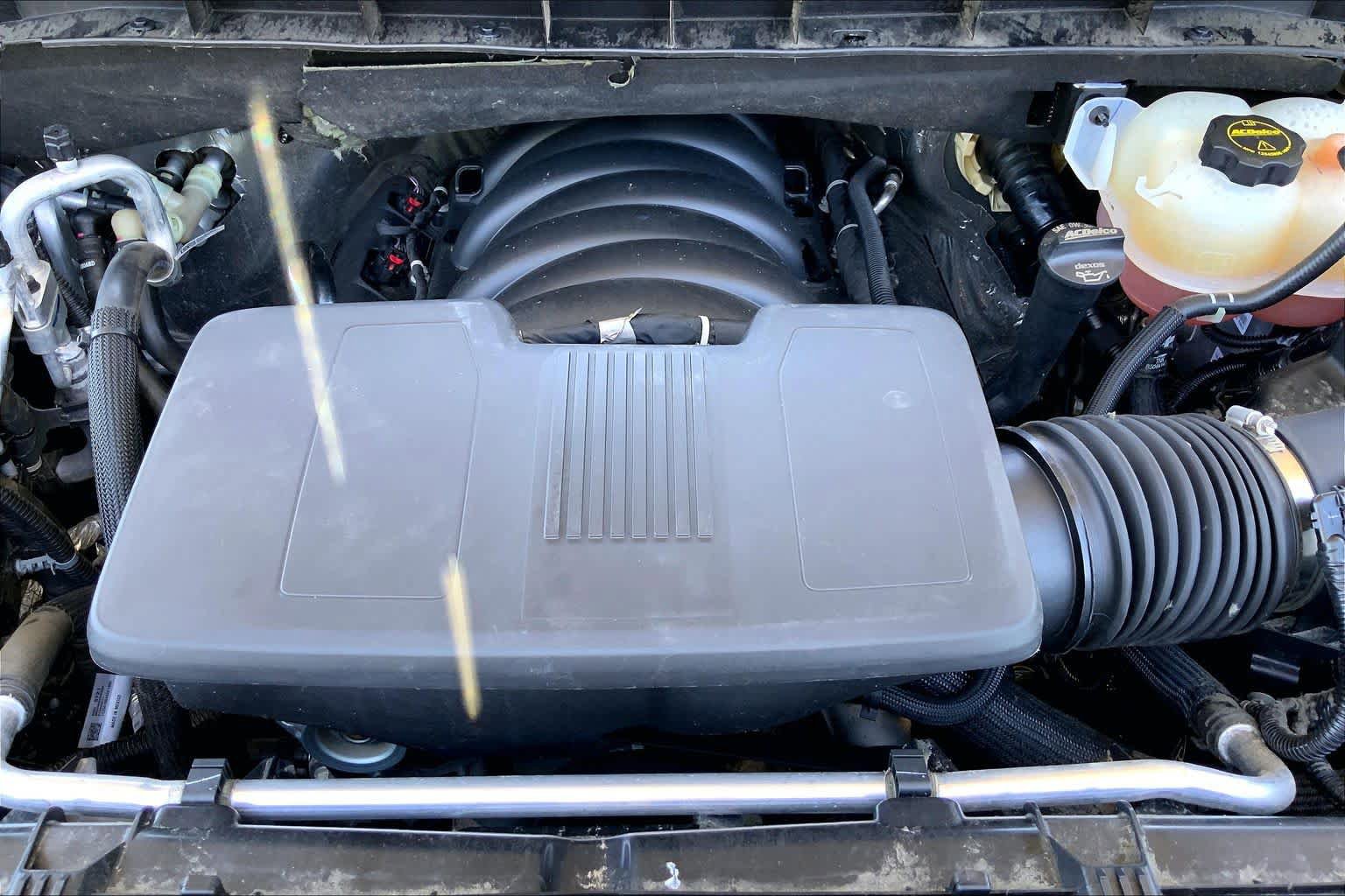 Used 2025 GMC Yukon Denali AWD/4WD image 33