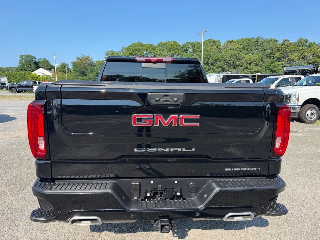 Used 2026 GMC Sierra 1500 Denali AWD/4WD image 3