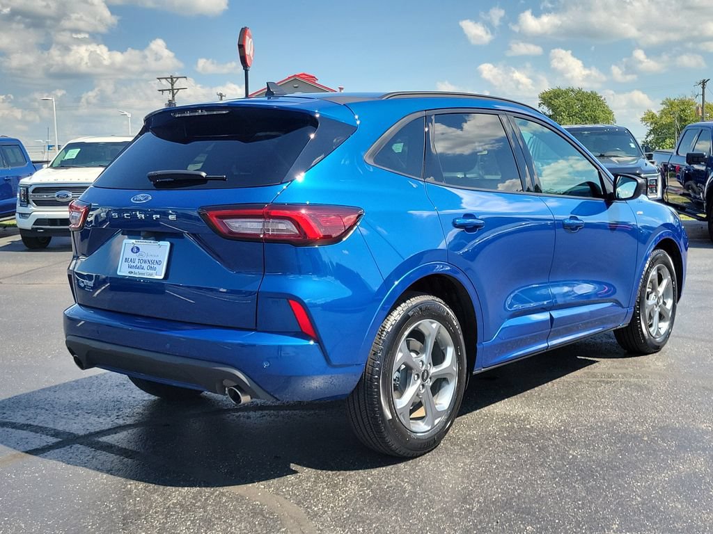 Certified 2023 Ford Escape ST-Line w/ Tech Pack #1 FWD image 4