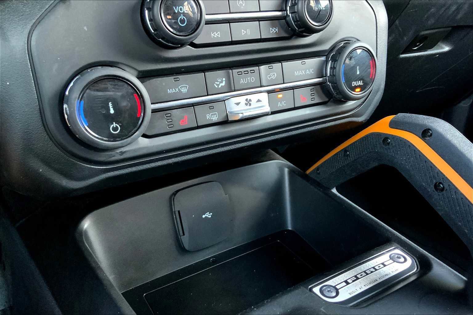 Certified 2022 Ford Bronco Badlands image 33