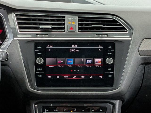 Used 2022 Volkswagen Tiguan SE R-Line image 27