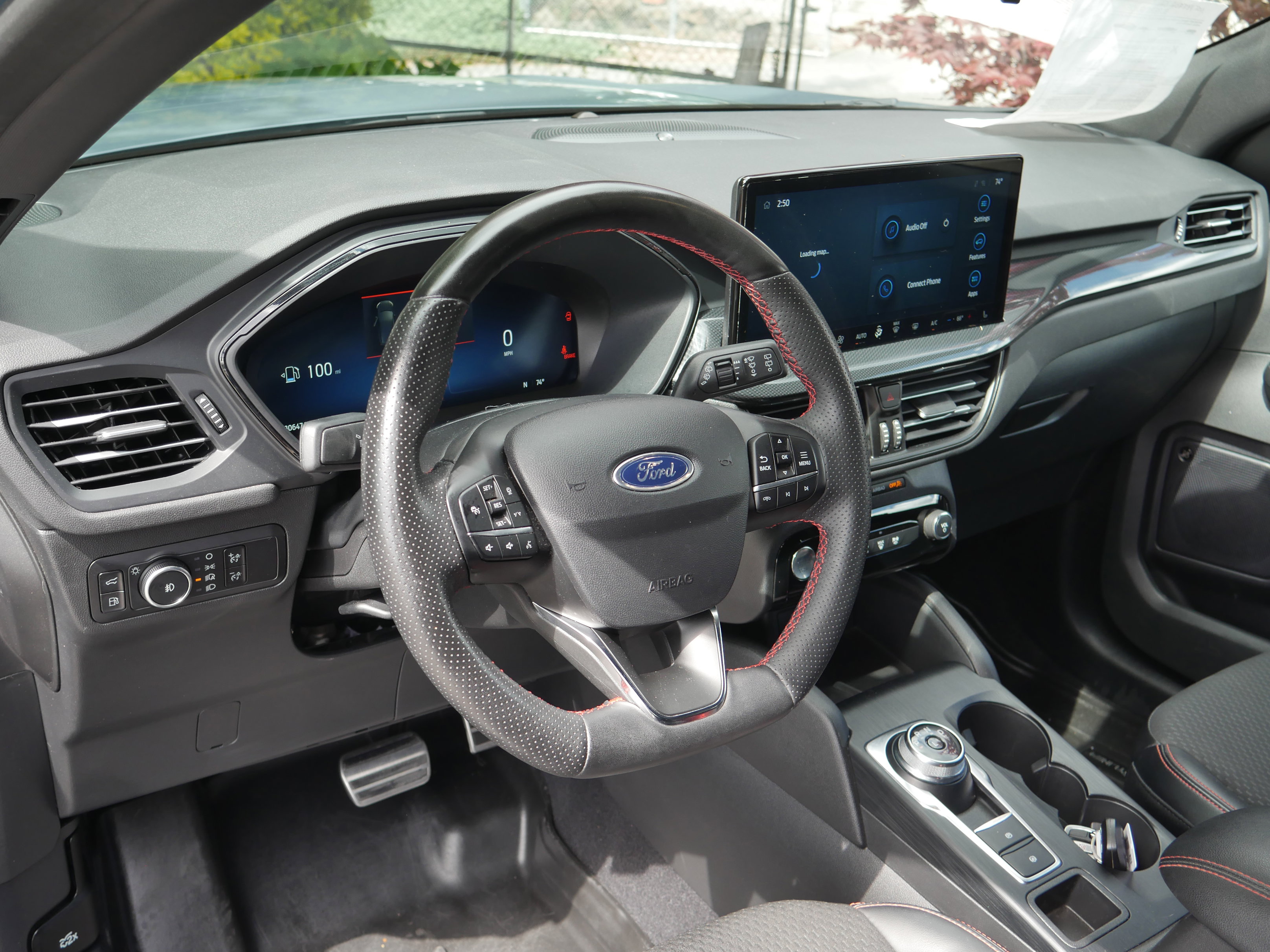 Certified 2023 Ford Escape ST-Line Select w/ Tech Pack #2 AWD/4WD image 4