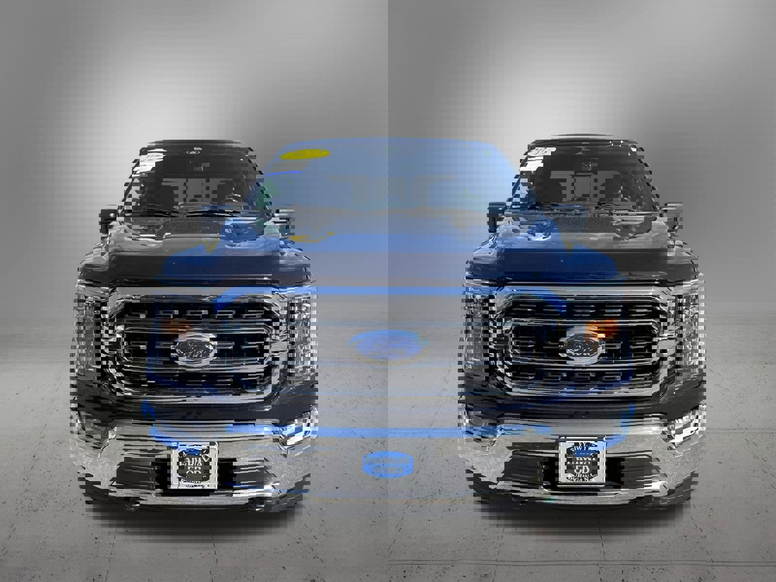 Certified 2022 Ford F150 XLT w/ Equipment Group 302A High image 8