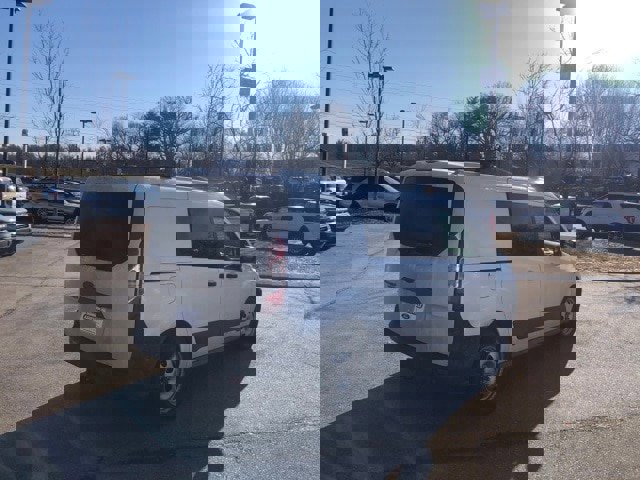 Certified 2019 Ford Transit Connect XL w/ Trailer Tow Package image 4