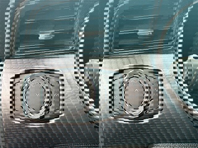 Certified 2022 Ford Mustang Premium w/ 2.3L High Performance Package image 10