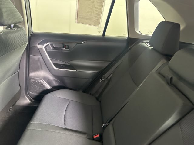 Used 2024 Toyota RAV4 LE AWD/4WD image 30