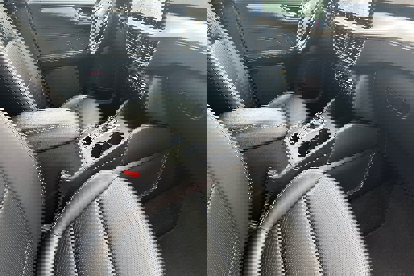 Certified 2025 Ford Escape Platinum image 16