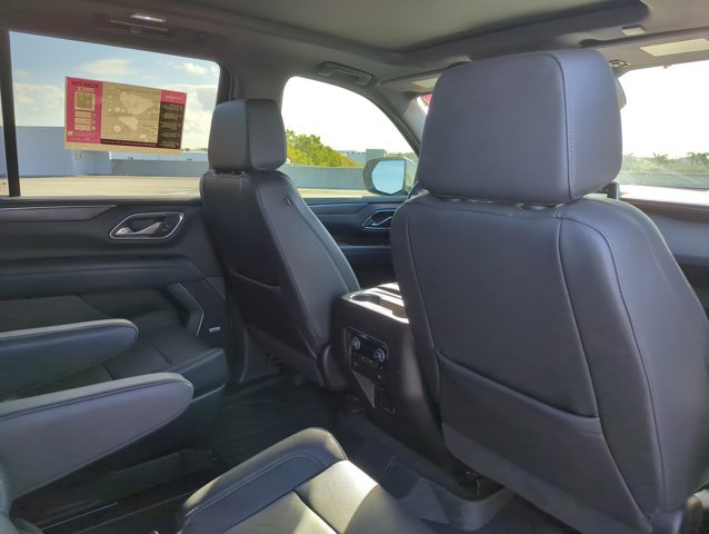 Used 2023 Chevrolet Tahoe LT w/ LT Signature Package image 24