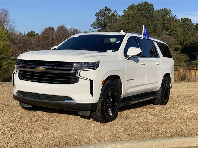 Used 2023 Chevrolet Suburban LT image 11