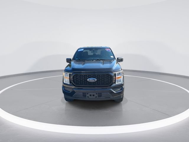 Certified 2022 Ford F150 XL w/ STX Appearance Package RWD image 4