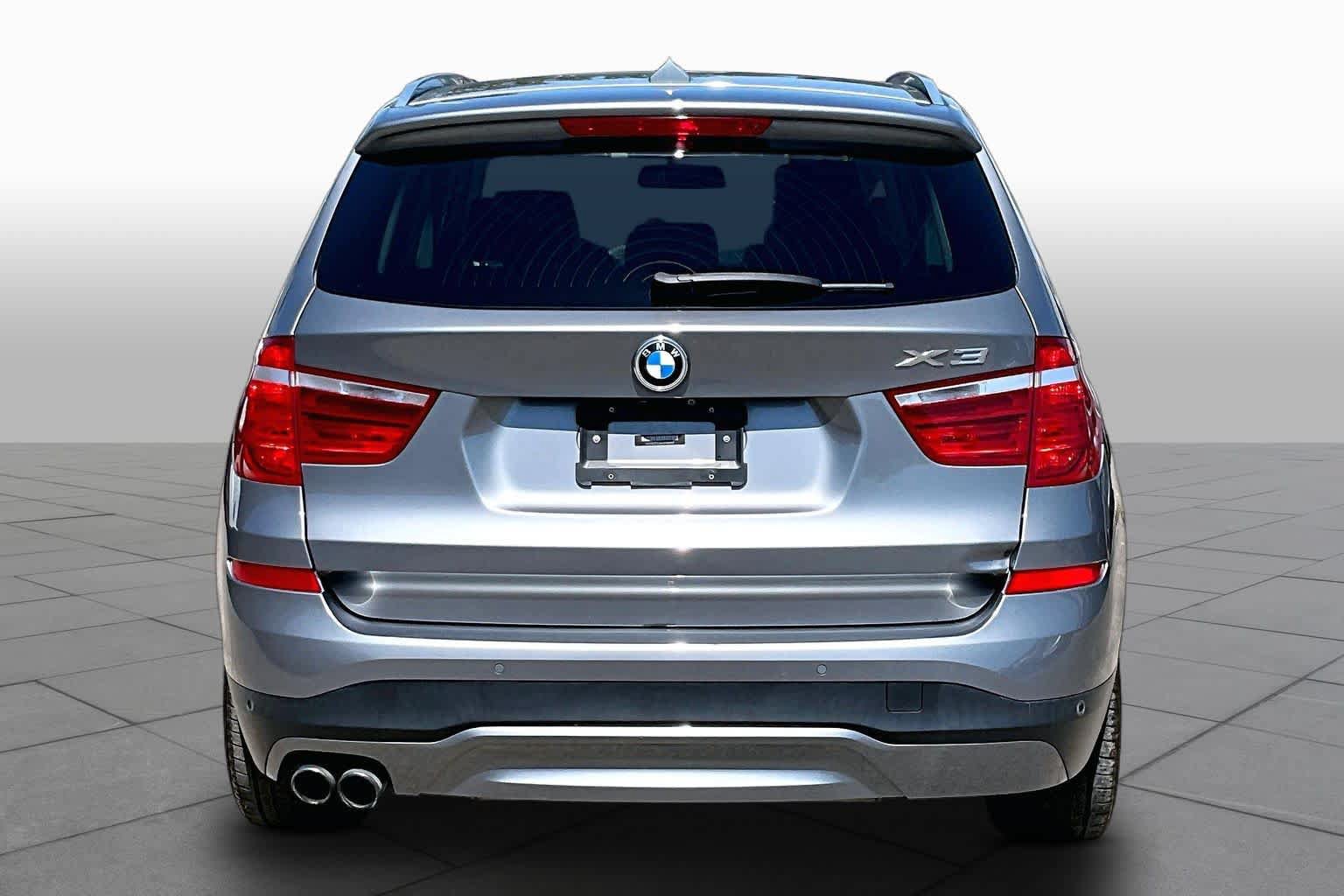 Used 2017 BMW X3 sDrive28i RWD image 4