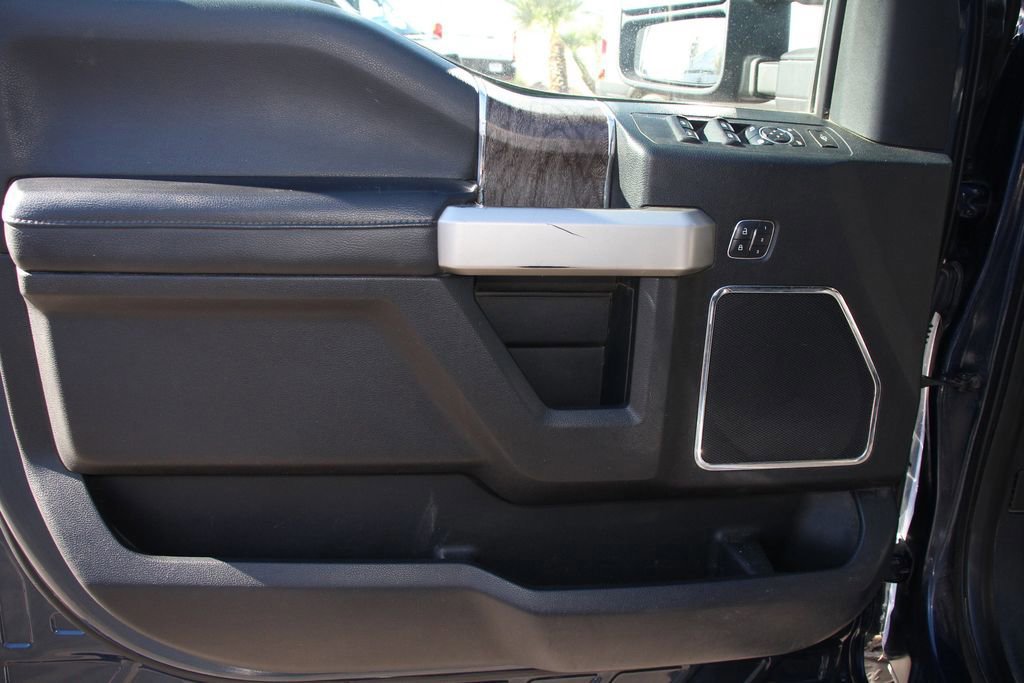 Certified 2017 Ford F250 Lariat w/ Chrome Package image 23