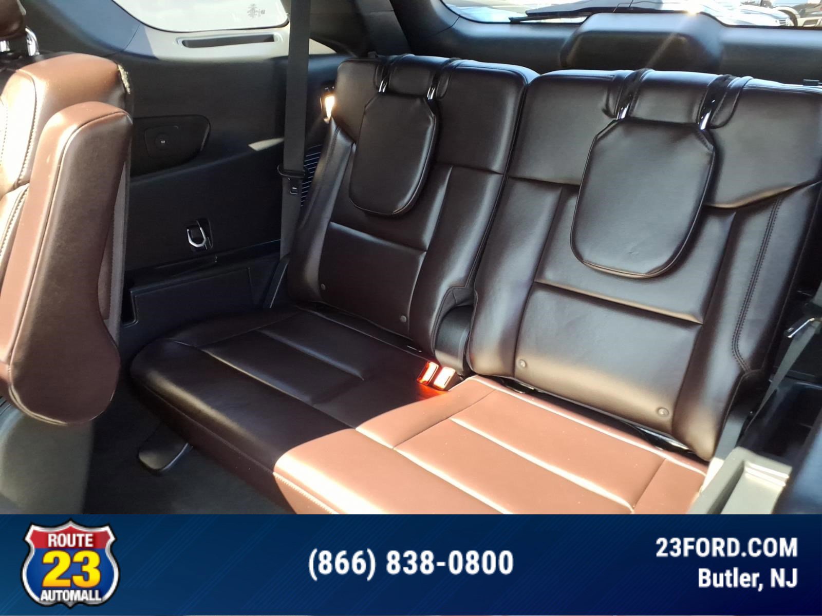 Certified 2025 Ford Explorer Platinum w/ Ultimate Package AWD/4WD image 24