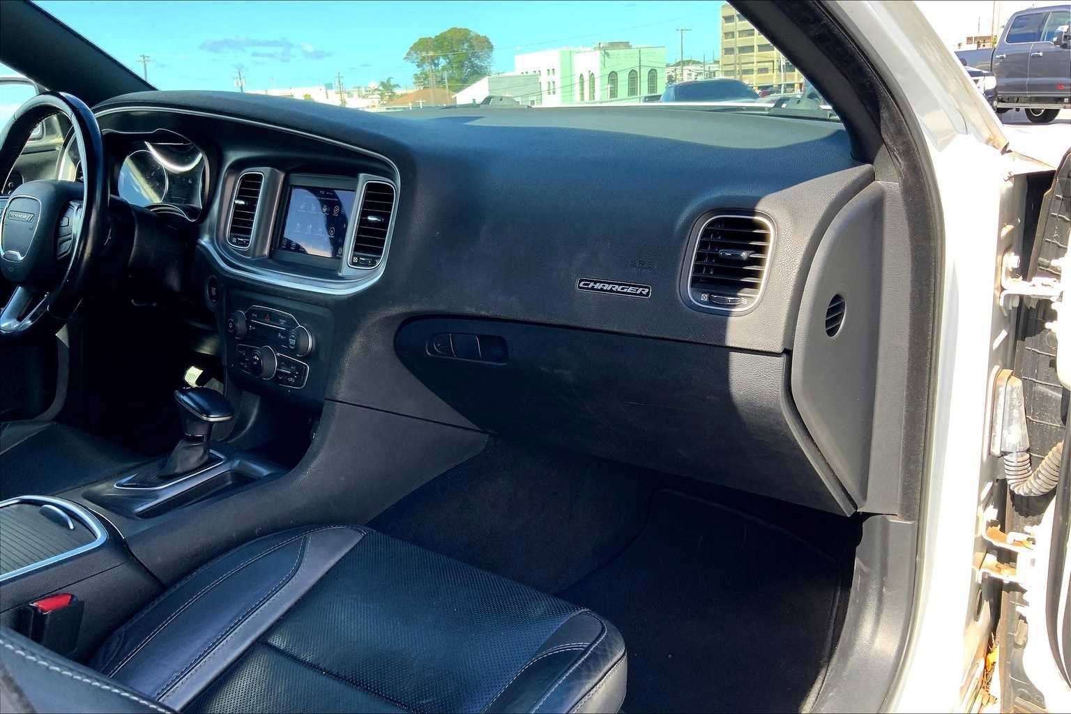Used 2021 Dodge Charger SXT w/ Leather Interior Group image 23