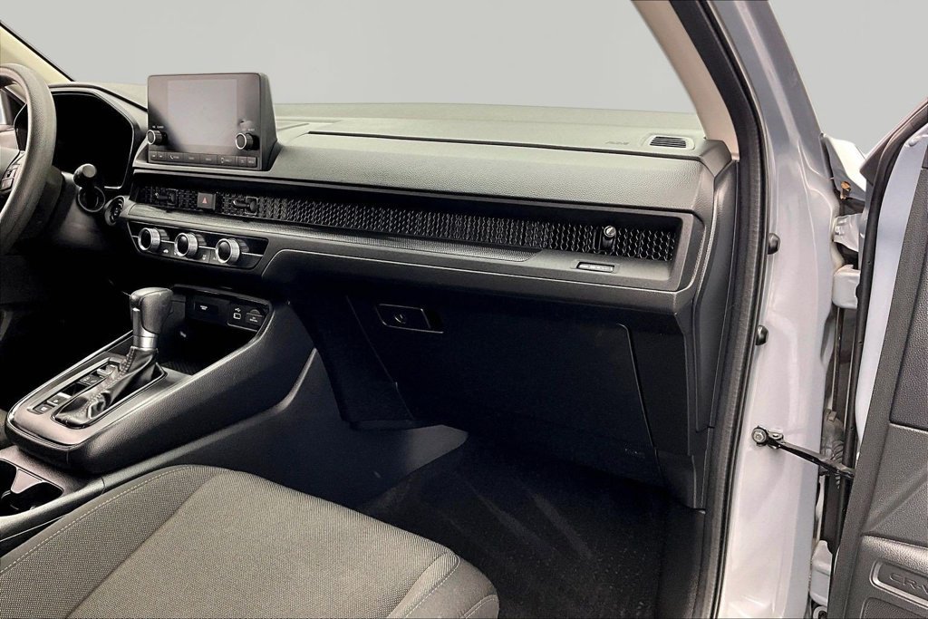Used 2025 Honda CR-V LX image 17