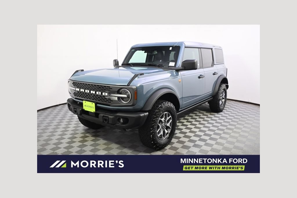 Certified 2025 Ford Bronco Badlands AWD/4WD image 1