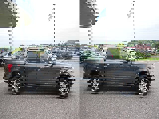 Certified 2020 Ford F150 Platinum w/ Equipment Group 701A Luxury image 2