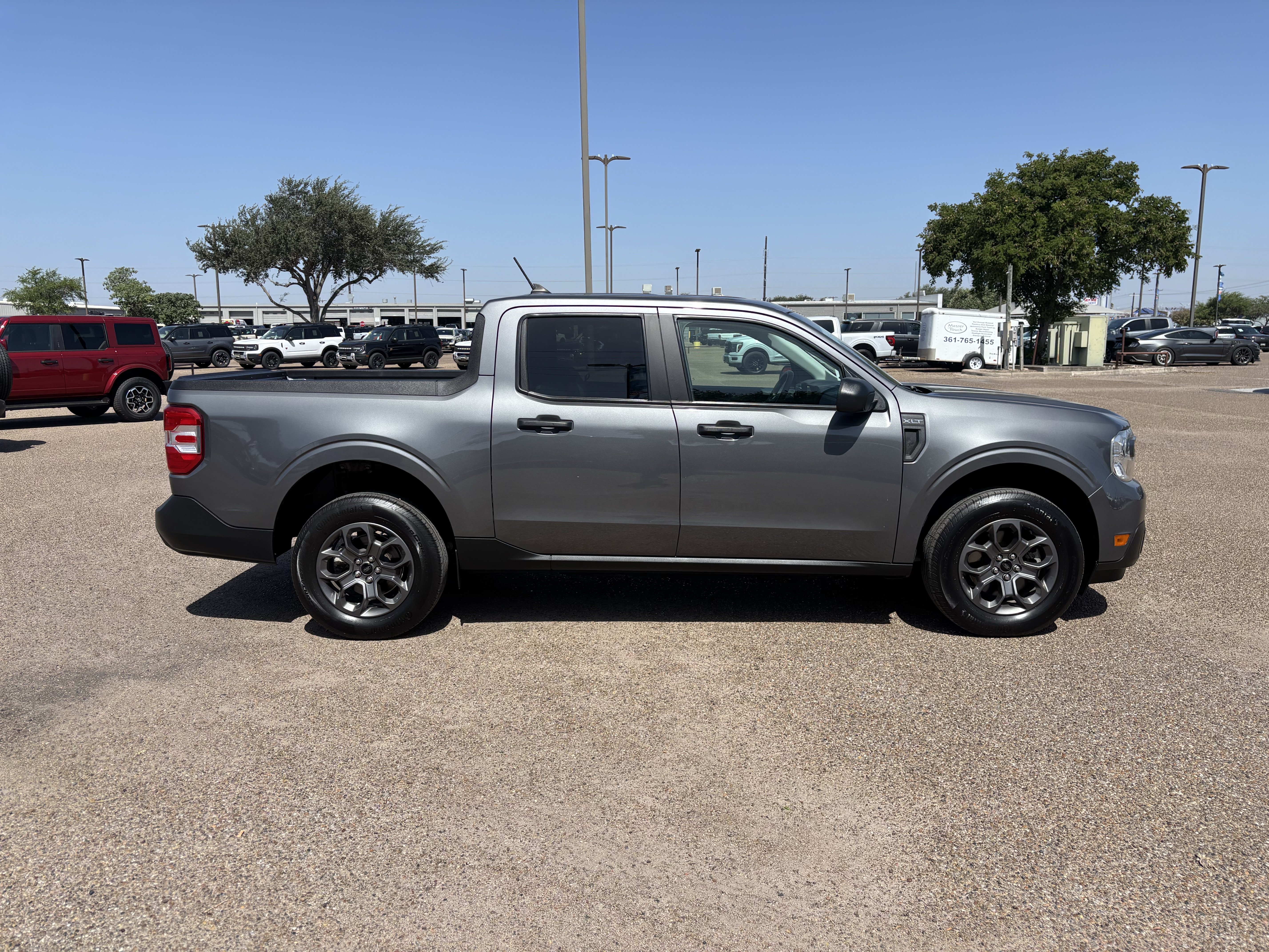Certified 2023 Ford Maverick XLT FWD image 6