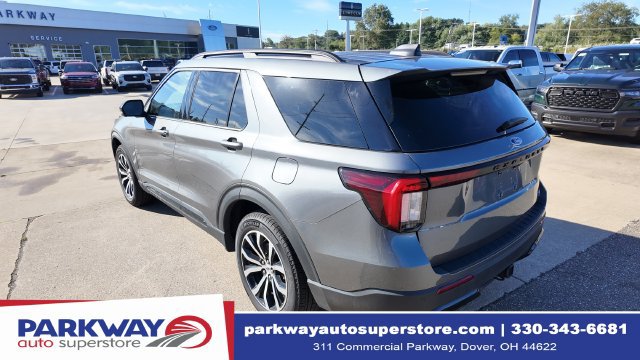 Certified 2026 Ford Explorer ST-Line AWD/4WD image 6