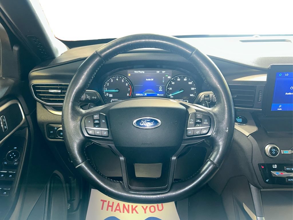 Certified 2020 Ford Explorer XLT w/ Equipment Group 202A AWD/4WD image 30