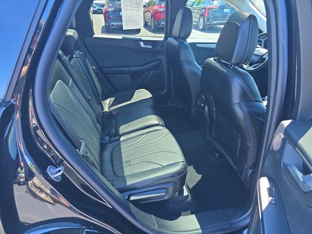 Certified 2025 Ford Escape Platinum w/ Premium Technology Package AWD/4WD image 12