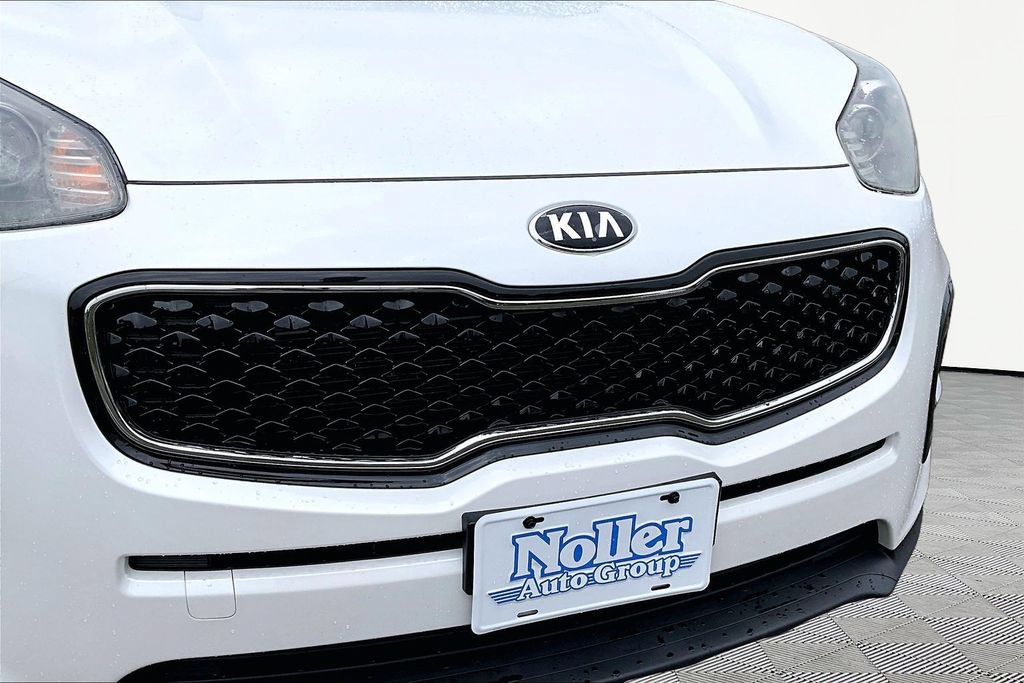 Used 2017 Kia Sportage EX w/ EX Premium Package FWD image 28
