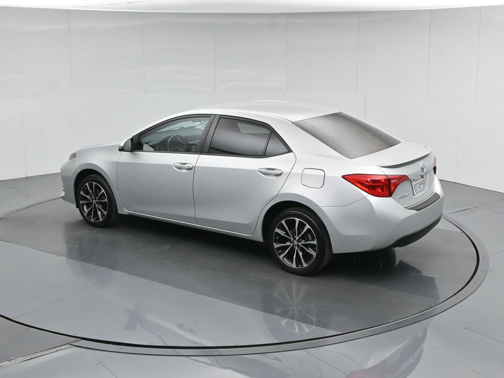 Used 2017 Toyota Corolla SE w/ Carpet Mat Package (TMS) FWD image 18