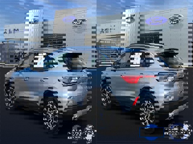Certified 2022 Ford Escape SEL w/ Technology Package image 4