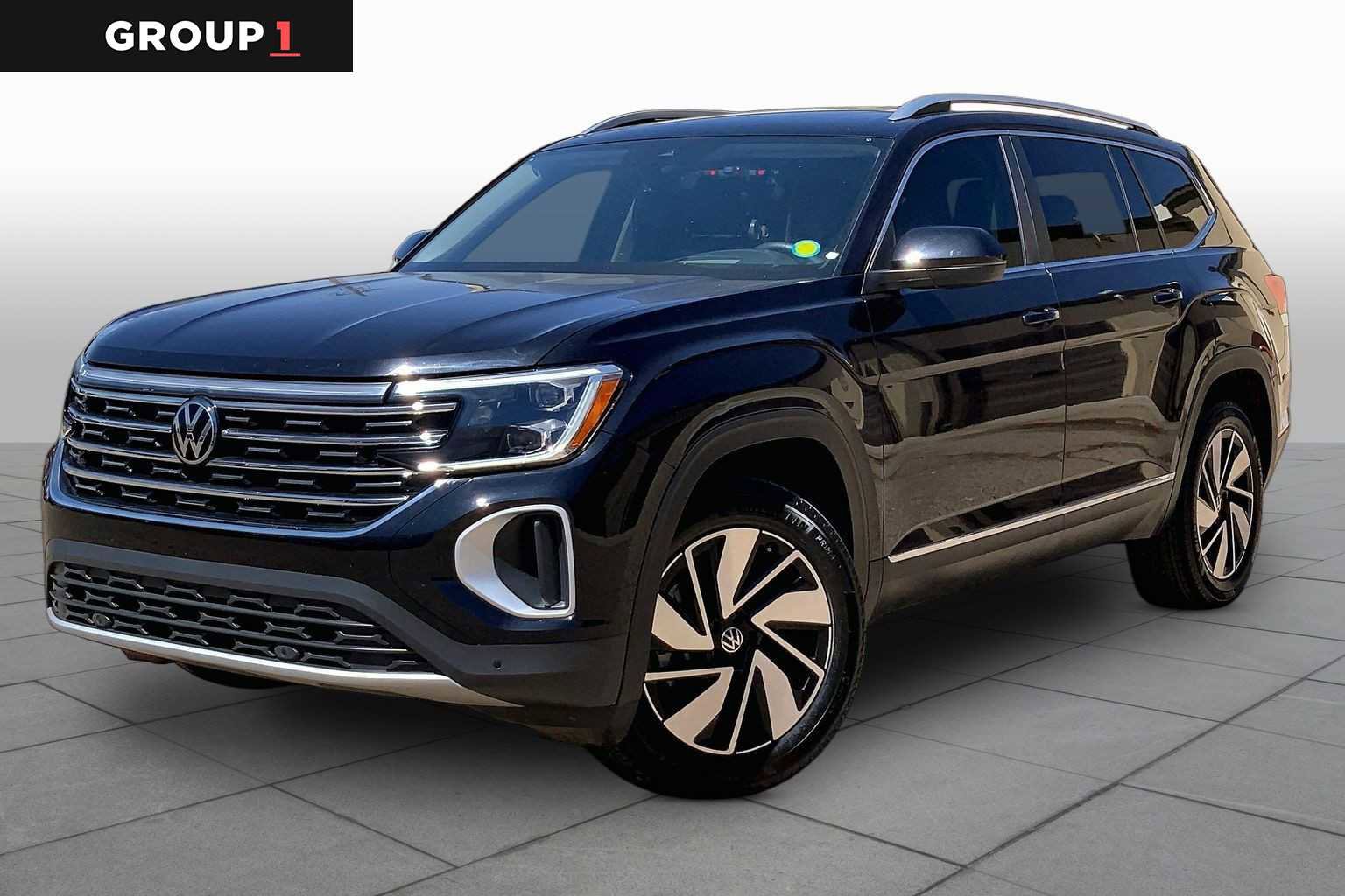 Used 2024 Volkswagen Atlas SEL AWD/4WD image 1