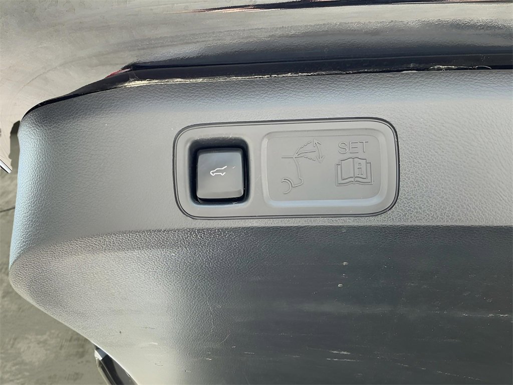 Certified 2024 Ford Expedition Max Limited image 35