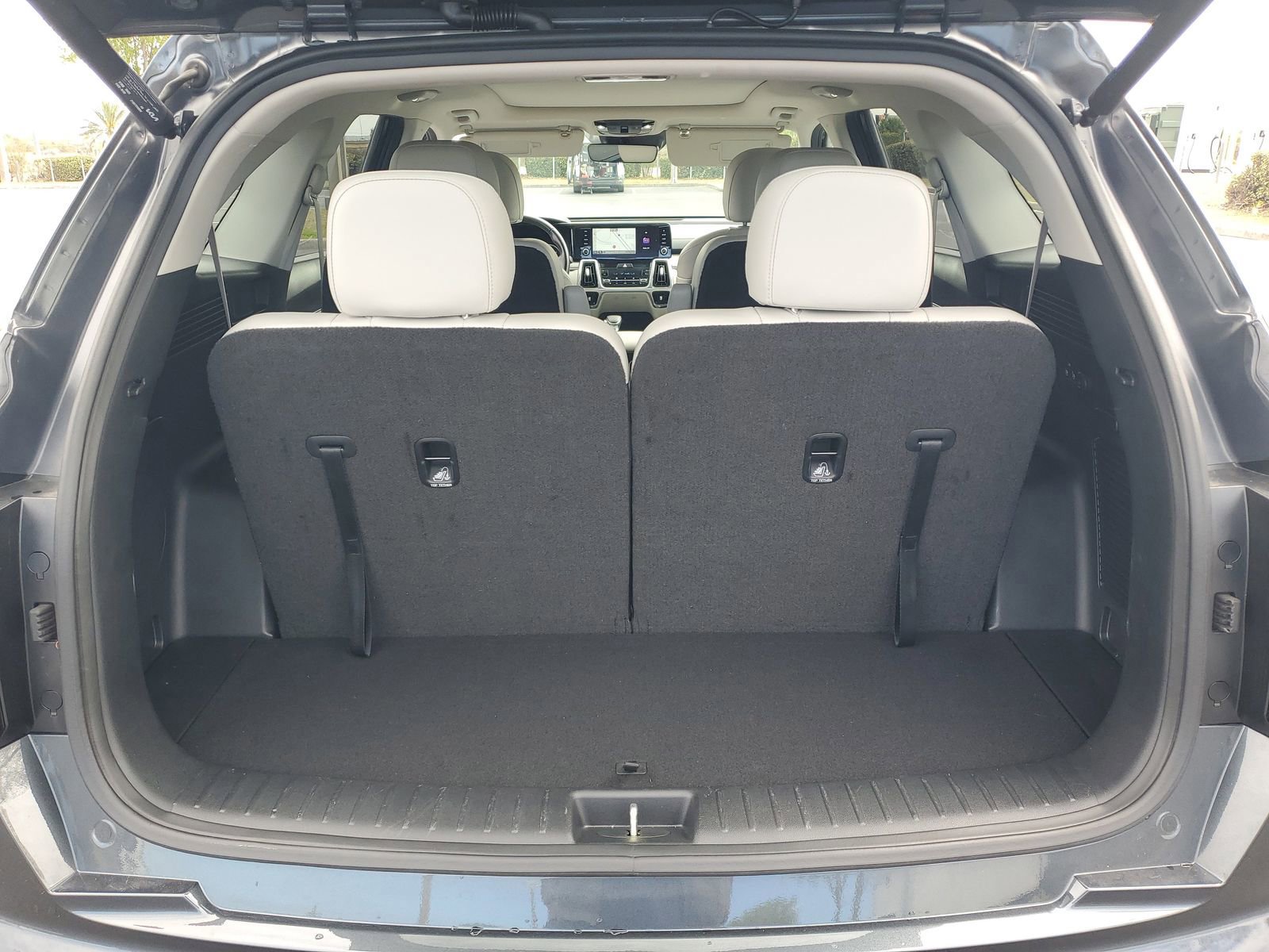 Used 2023 Kia Sorento SX image 7