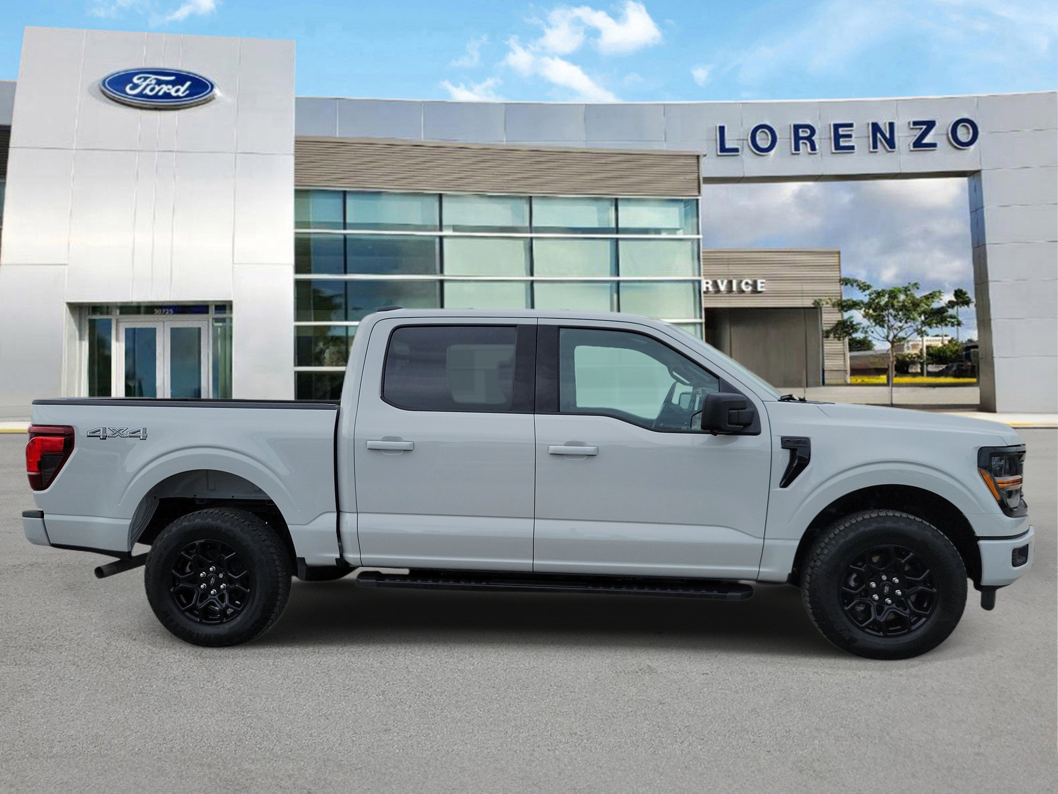 Certified 2024 Ford F150 XLT w/ XLT Black Appearance Package AWD/4WD image 4