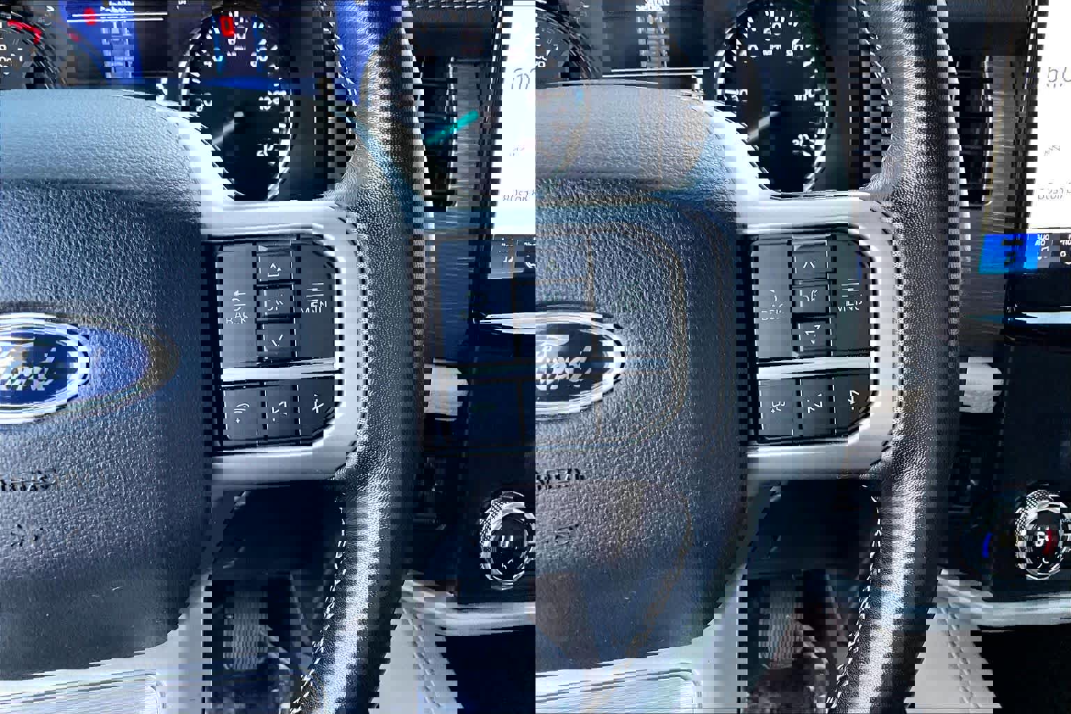 Certified 2023 Ford Expedition Limited image 24