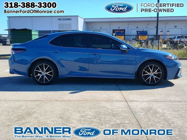 Used 2024 Toyota Camry SE image 8