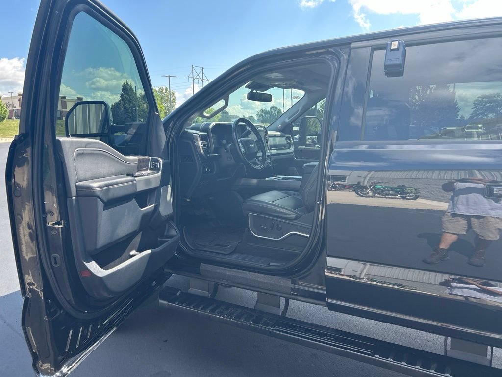 Certified 2023 Ford F250 Lariat w/ Lariat Ultimate Package AWD/4WD image 7