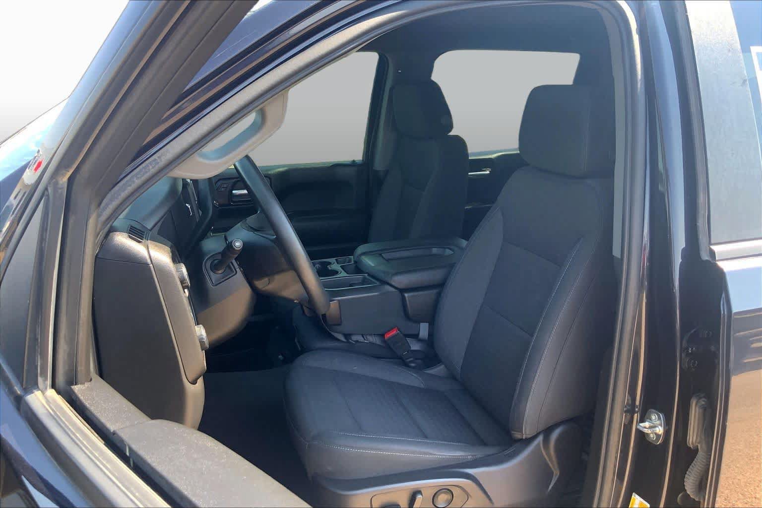 Used 2022 Chevrolet Silverado 1500 Custom AWD/4WD image 7