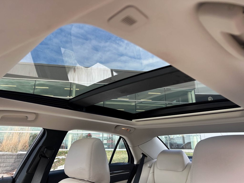 Used 2017 Chrysler 300 Limited w/ Value Package image 21