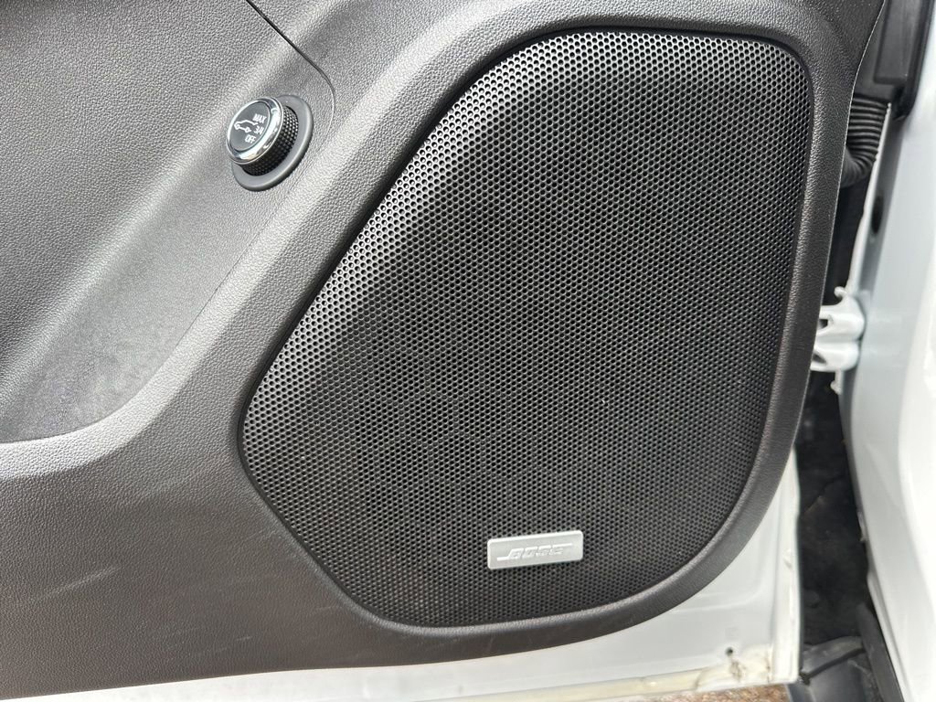 Used 2023 GMC Acadia SLT image 23