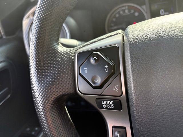 Used 2023 Toyota Tacoma SR5 AWD/4WD image 10